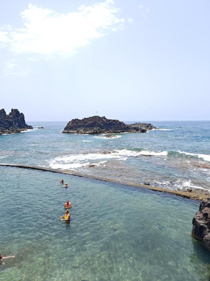 Cozy Apartment In Front Of The Natural Pools El Pris Buitenkant foto