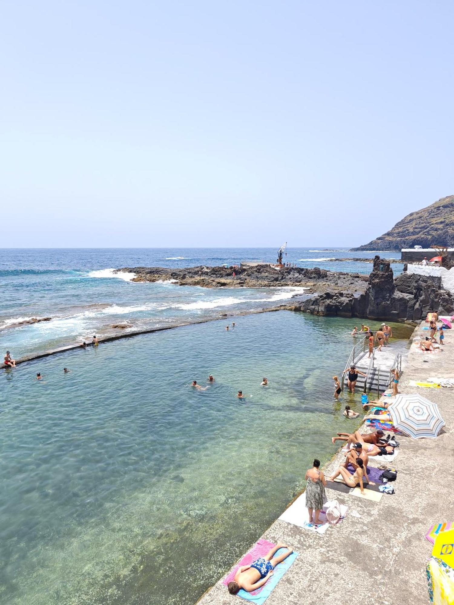 Cozy Apartment In Front Of The Natural Pools El Pris Buitenkant foto